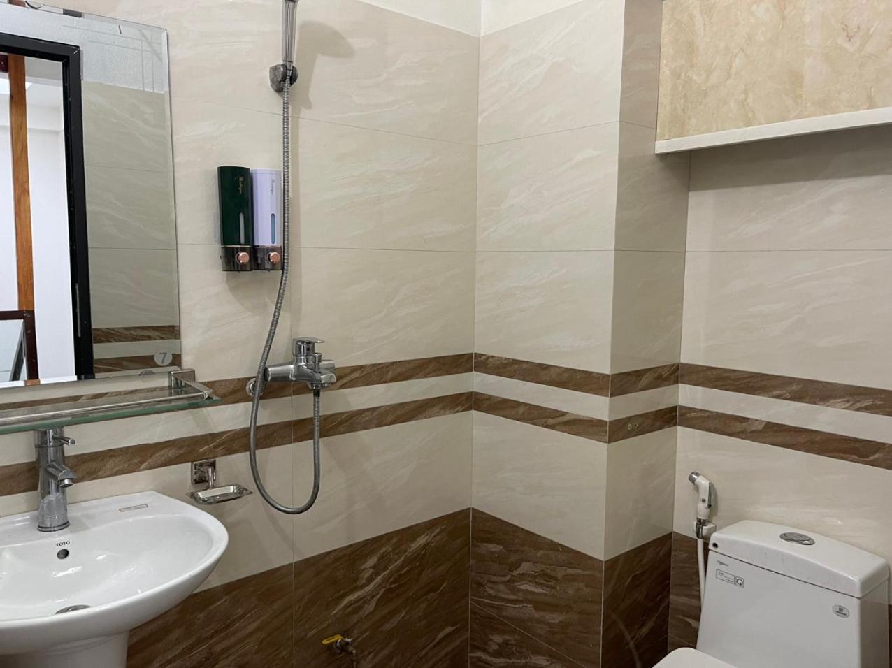 Nhat Sapa Hostel Εξωτερικό φωτογραφία
