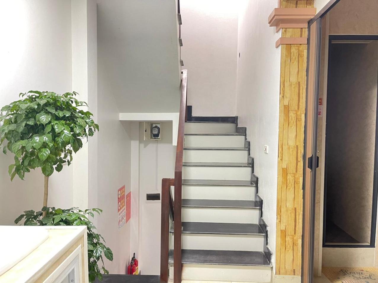 Nhat Sapa Hostel Εξωτερικό φωτογραφία