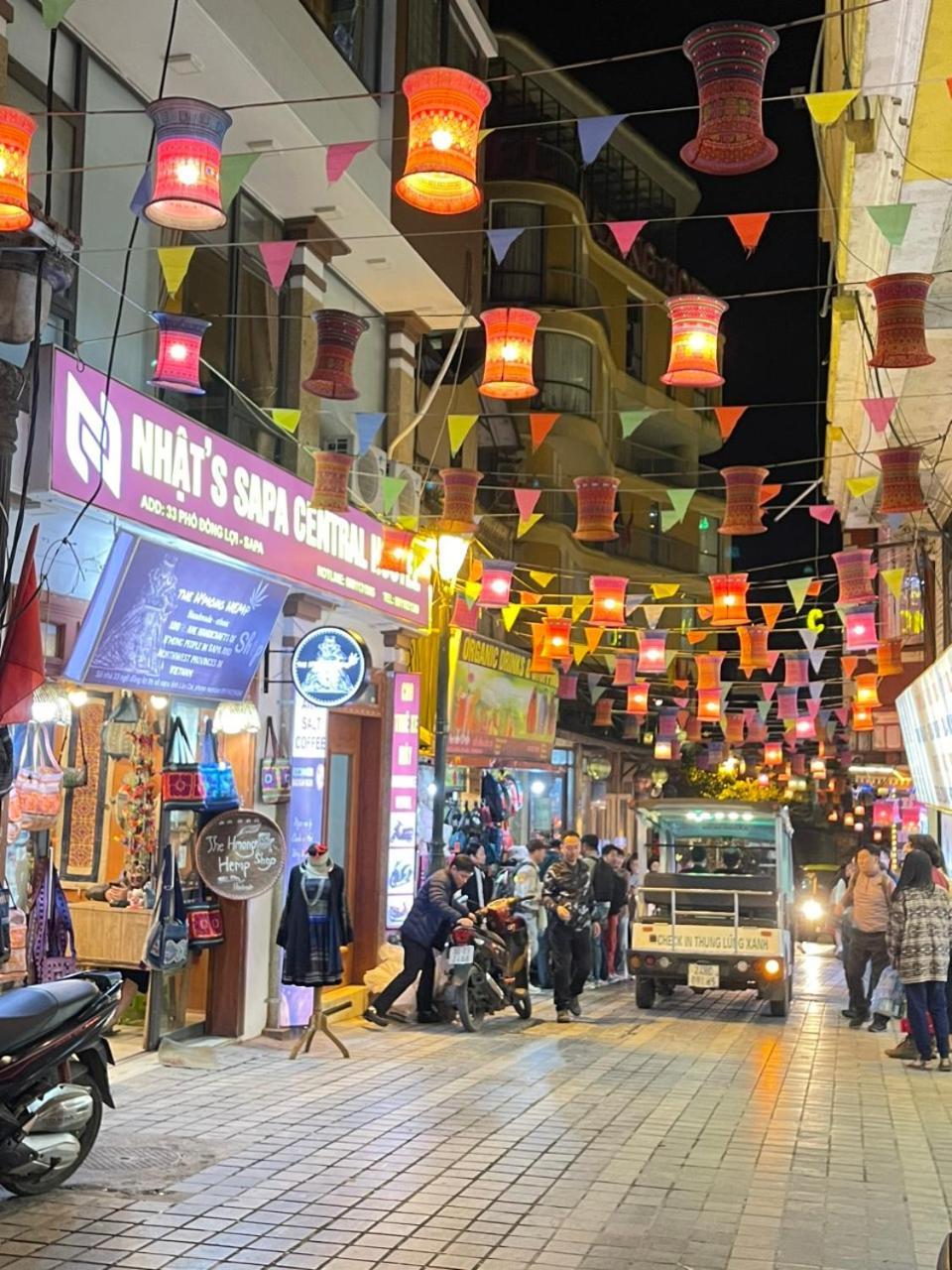 Nhat Sapa Hostel Εξωτερικό φωτογραφία